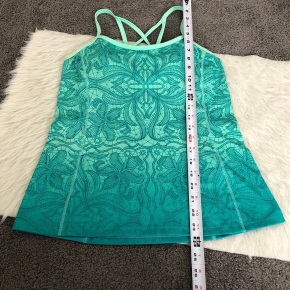 Athleta Harmonious green ombre athletic tank - Picture 9 of 9